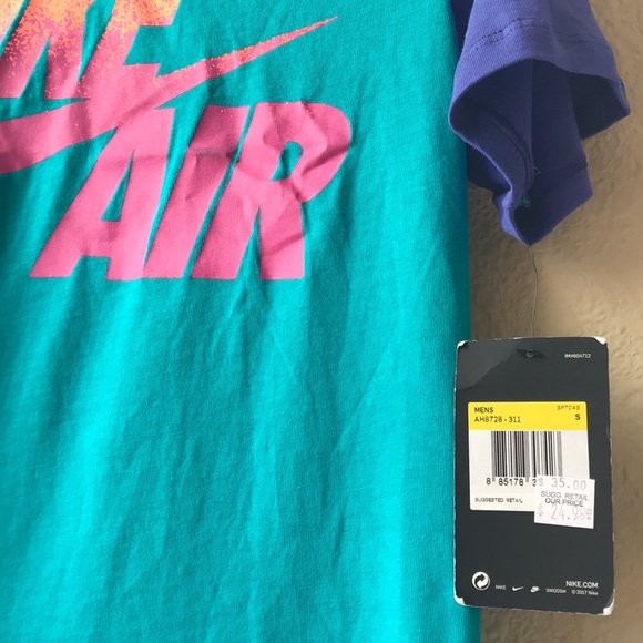 Vintage Nike Men’s Tee - Picture 3 of 3